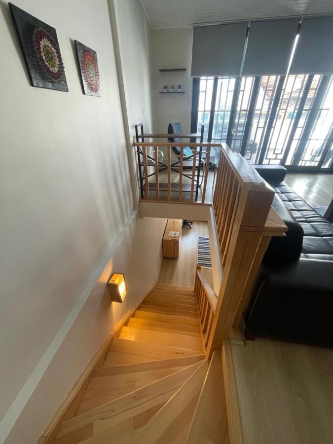 Appartamento Duplex With Terrace In Center,5Mn Walk To Istiklal Provincia di Provincia di Istanbul Esterno foto